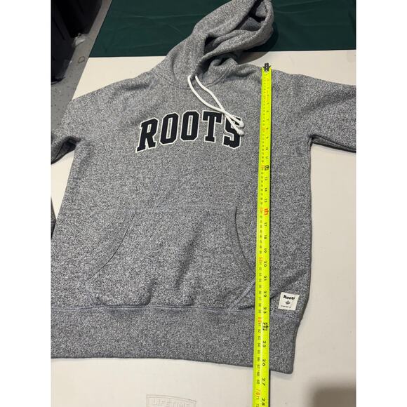 Roots hoodie sweatshirt in great condtion - Picture 6 of 6